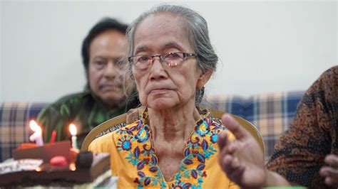 1965 indonesian massacre survivors fear being caught up in government s islamist crackdown