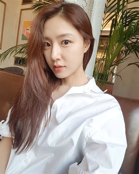 But her career took a different turn after she was spotted by the ceo of. Pin by Pang Wanwipa on My jihye in 2020 | Seo ji hye ...