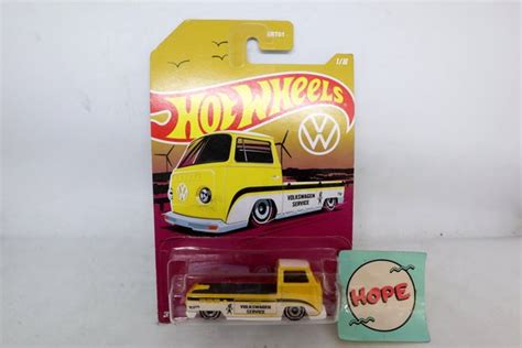 Jual Hot Wheels Volkswagen T2 Pickup Diecast Vw Service Original Mattel Di Lapak Hope Shoppe
