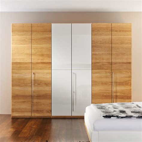 Our wardrobes are all designed with meticulous attention to detail, incorporating stunning features such as vaulted columns, majestic each custom wardrobe is primed white and painted to the highest standard, so you can confident in the knowledge your wardrobe will have a striking, flawless finish. Bedroom Furniture PVC and Melamine Wardrobe