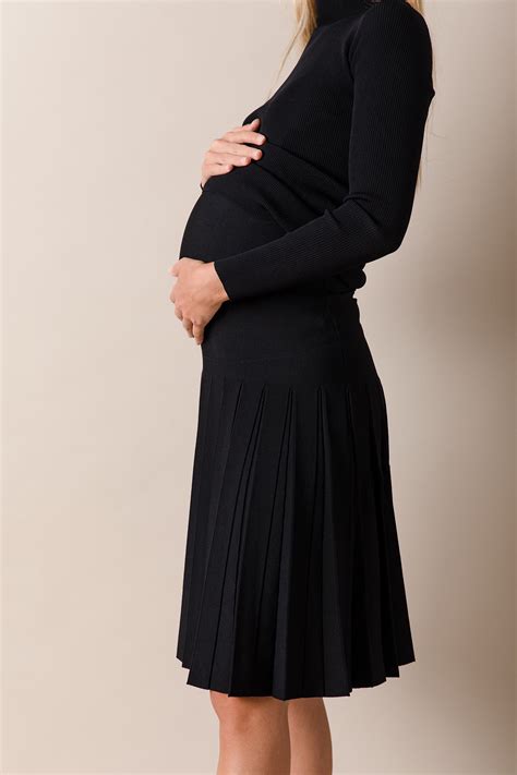 The Maternity Infinity Skirt In Black Apparalel
