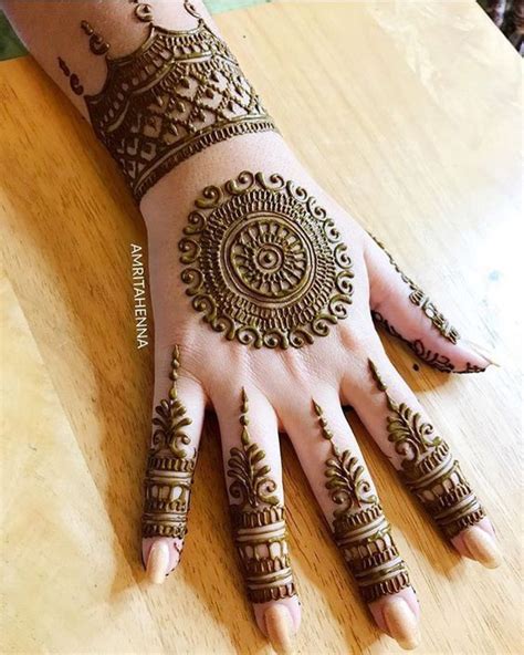 21 Classic Round Mehndi Designs You Should Try In 2019 Lifestyle