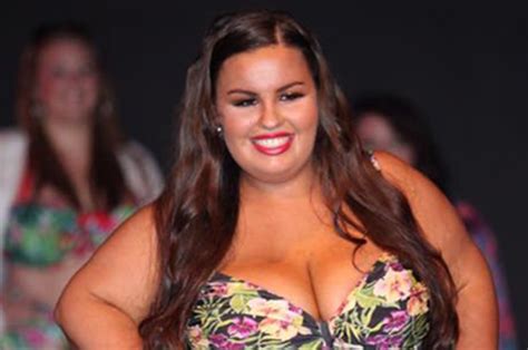 Curvy Stunner Defies Bullies To Become Plus Size Beauty Queen Daily Star