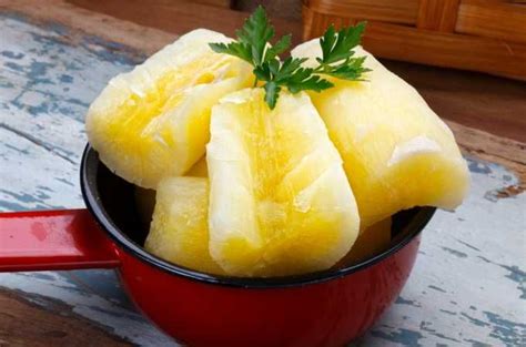 Dari wikibuku bahasa indonesia, sumber buku teks bebas. Resep Getuk Lindri Tanpa Alat Giling, Praktis Banget!