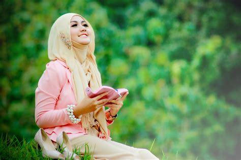 Bentuk Pemuliaan Wanita Dalam Al Quran