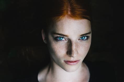 Women Model Face Redhead Blue Eyes Freckles Eyes Pale Looking