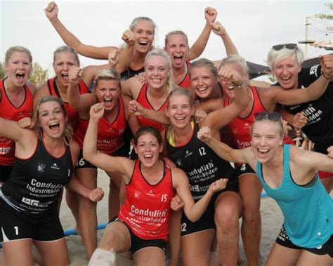 Check spelling or type a new query. Beachhandball: Halbfinalisten bei den Frauen ermittelt ...