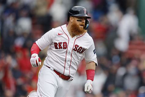 Justin Turner Red Sox Storm Back To Beat Rays In Game 1 Of