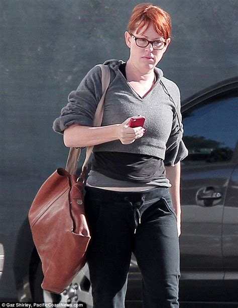Bratpack Beauty Molly Ringwald Wears Drab Ensemble For La Work Out