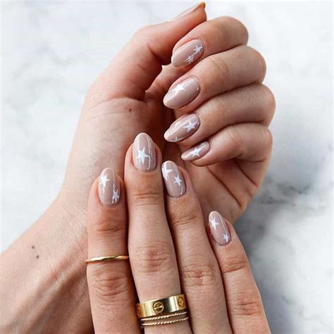 35 nude nails designs for a trendy neutral look