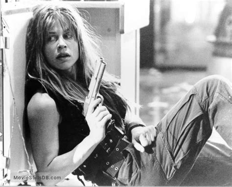 Terminator 2 Judgment Day Publicity Still Of Linda Hamilton