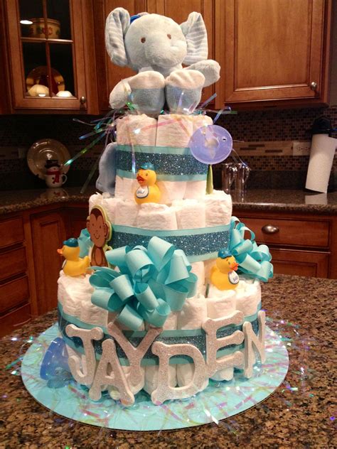 But, if you're worried that they are costly and takes time to make, think again. Pin by Rachael Schrank on I did it! | Baby shower diaper ...