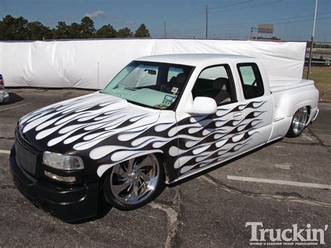 Invade Car Painting Custom Trucks Kustom Paint Job White Paints