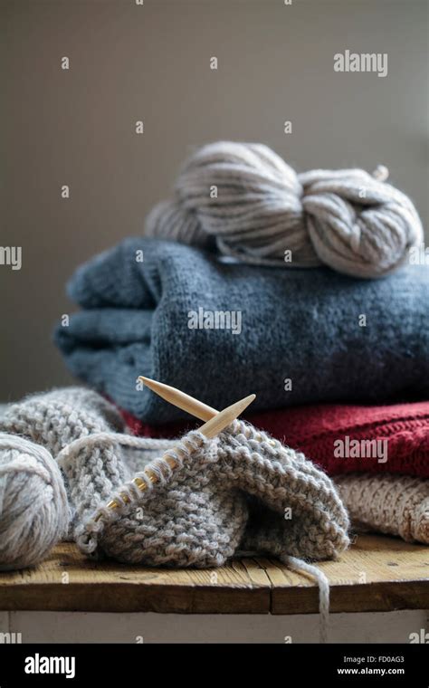 Knitting Needles And Wool Stock Photo Alamy