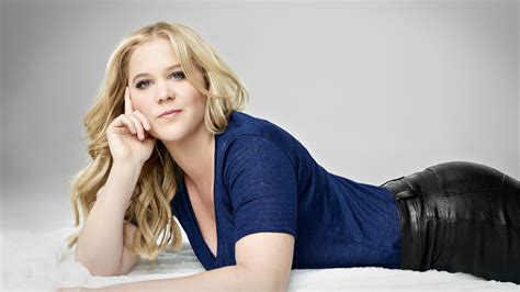 Comedys R Rated Queen Amy Schumer Is Raunchier Than Ever