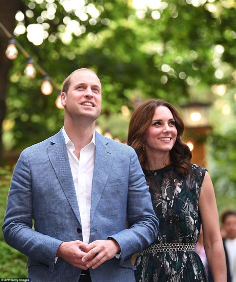 Duchess Of Cambridge Dazzles At A Party In Berlin Ballroom Duchess Of Cambridge Duchess