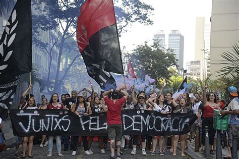 Veja a lista dos atos pela democracia desta 5ª feira pelo Política