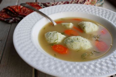 It's a quick and easy recipe with only 3 ingredients including oat flour. gluten-free Matzo Balls | Recipe in 2020 | Jewish recipes ...