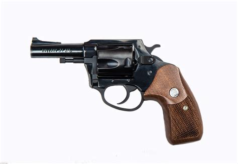 44 special revolver, a guard dog in your pocket. 34431 .44 Special Classic Bulldog | Charter Arms