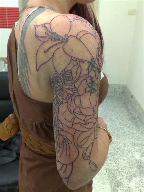 Floral Half Sleeve Tattoos For Women ~ Women Fashion And