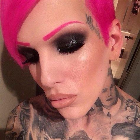 Pin By Mary Bostick On Makeup Hot Pink Hair Jeffree Star Cosmetics