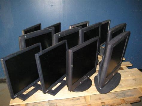 Refurbished 17 Dell Lcd Monitors For Sale Trimet Inc Humble United