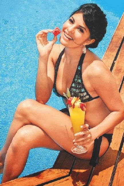 Jacqueline Fernandez During Super Sexy Photo Shoot