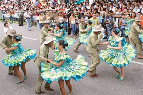 Las Fiestas De La Regi N Orinoqu A M S Populares Lifeder Joropo