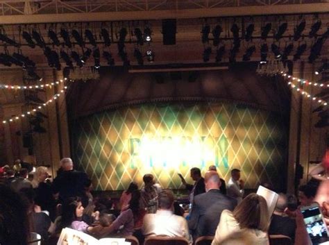 The music box theatre has a capacity of 964 seats, including 521 seats in the orchestra and 443 seats in the mezzanine. Music Box Theatre (New York City, NY): Address, Theater ...