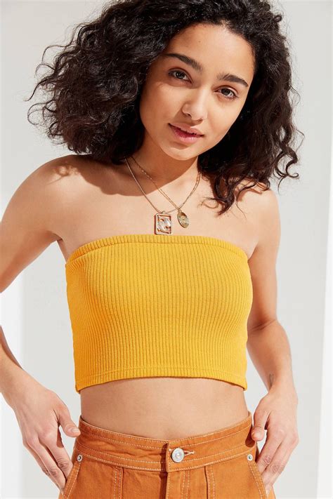 Uo Hallie Ribbed Knit Tube Top Urban Outfitters Tube Top Outfits