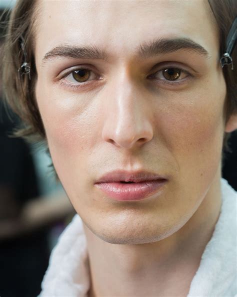 Clean Straightforward Dewy Skin The Look At Tom Ford Mens Fw18 Show