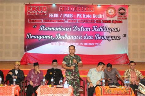 Contoh Gambar Kerjasama Dalam Kehidupan Berbangsa Dan Bernegara