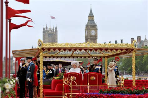 Diamond Jubilee Of Queen Elizabeth Ii London Remembers Aiming To