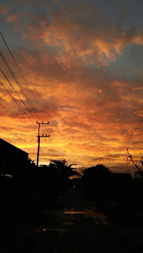 Wallpaper pemandangan alam pemandanganalam segar dindinghp. Gambar Pemandangan oleh Aulia Dwi Suntika pada senja cuk | Fotografi alam, Fotografi perjalanan