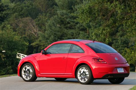 2012 Volkswagen Beetle Review By Marty Bernstein Video