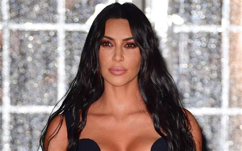 Kim kardashian west has shared a series of photos taken in her incredible home theatre. Kim Kardashian Looks Completely Unbothered by the -15 ...