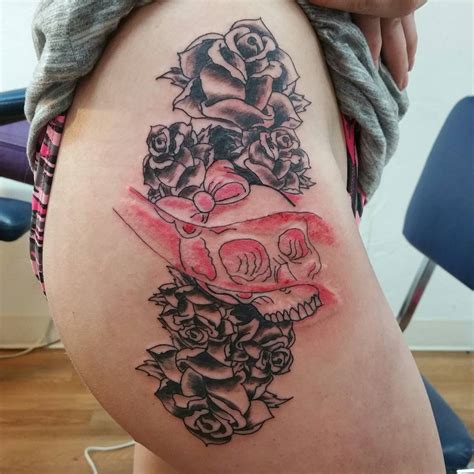 105 Best Hip Tattoo Designs Meanings For Girls 2019