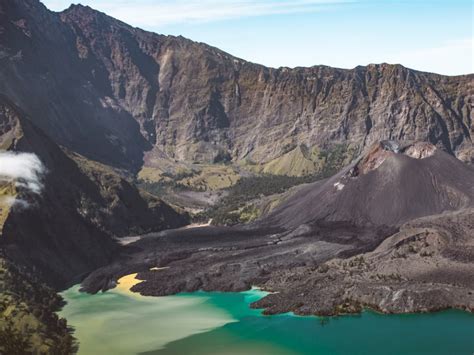 fakta fakta menarik tentang pulau lombok tujuan wisata populer di indonesia tagar