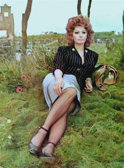 Sofia Loren Bellezza Napoletana Degli Anni 60 Fashions