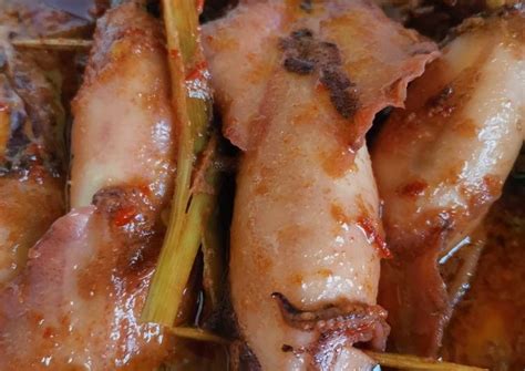 Sotong masak hitam, also known as squid cooked in its own ink. Panduan membuat Ketupat sotong masak padang - Resepi ...