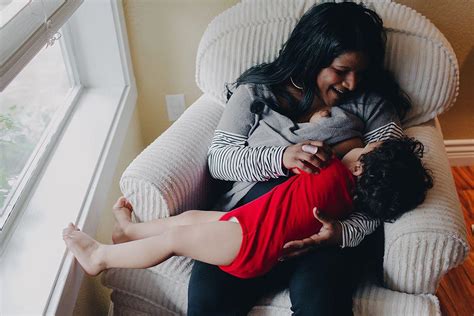 Stunning Photos Of Moms Of Color Breastfeeding Kuow News And Information