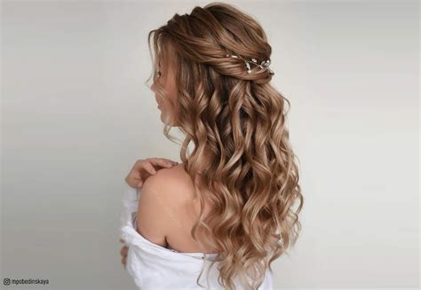 Gorgeous Bridesmaid Hairstyles For The Brides Big Day
