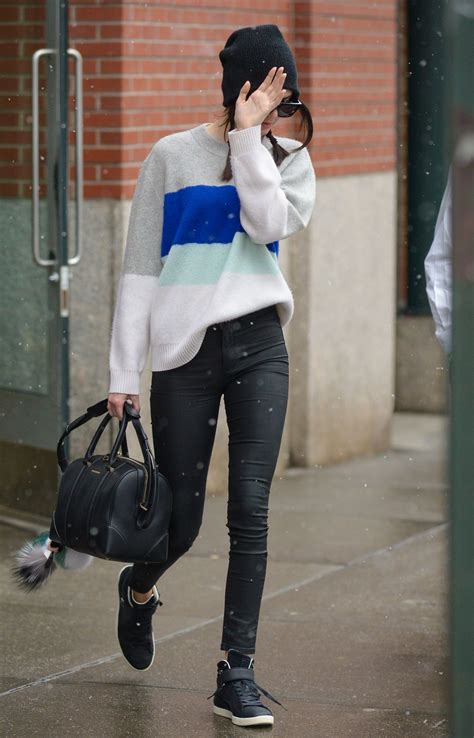 Kendall Jenner Street Style - Out in NYC, March 2015 ...