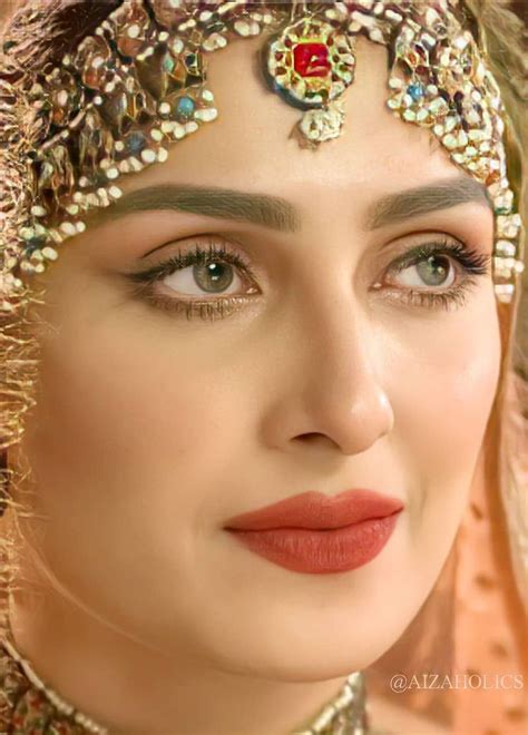 Pin By Hoorain Noor On Ayeza Khan Beauty Crush Indian Bridal Makeup
