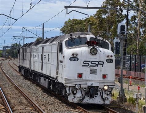 D174 Running Light Engine Clf3 Clp12 From Enfield To Eithe Flickr