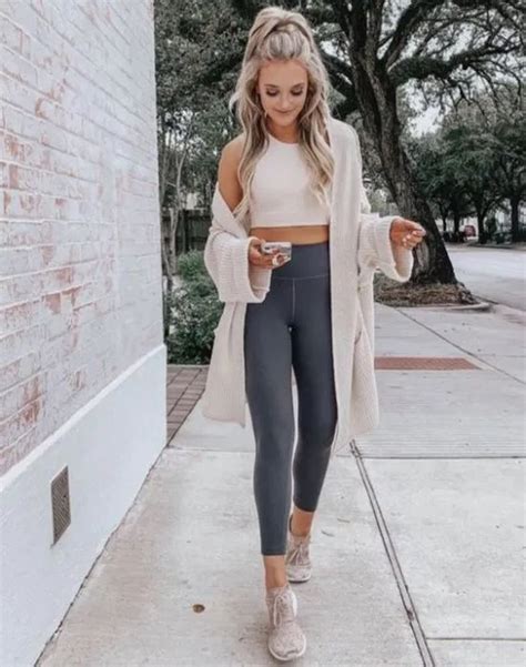 25 Athleisure Looks Youll Want To Live In All Winter Long Society19 Outfits With Leggings