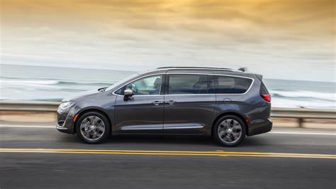 2020 Chrysler Pacifica Review Hybrid Price Specs Features And