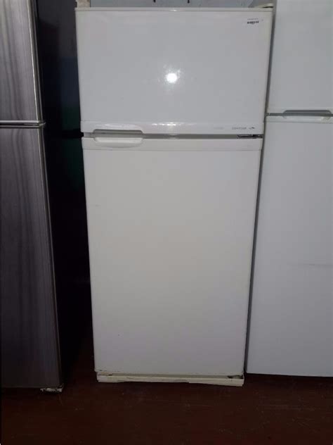 Hoover Contour Fridge Freezer 370ltr Not Tested All Items Sold As Is