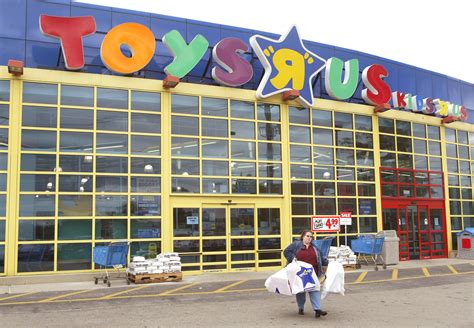Toys r us struggled to service its massive debt amid stiff competition from walmart and target. Toys R Us Creates Shopping Hour For Kids With Autism ...