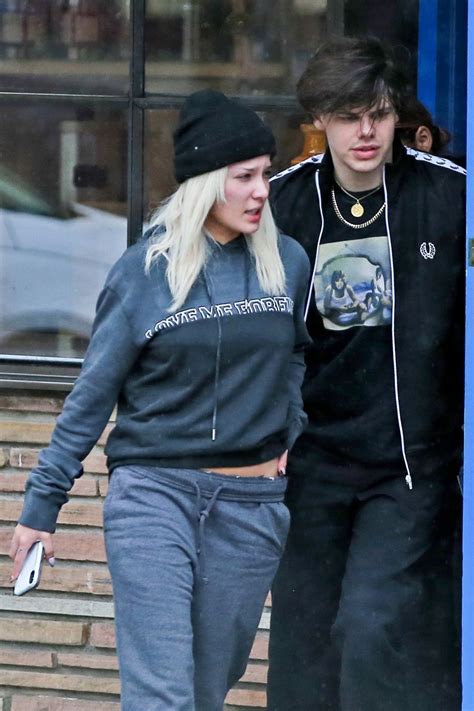 If we fight, we win, you have a voice ! HALSEY and Yungblud Out in Hollywood 02/02/2019 - HawtCelebs